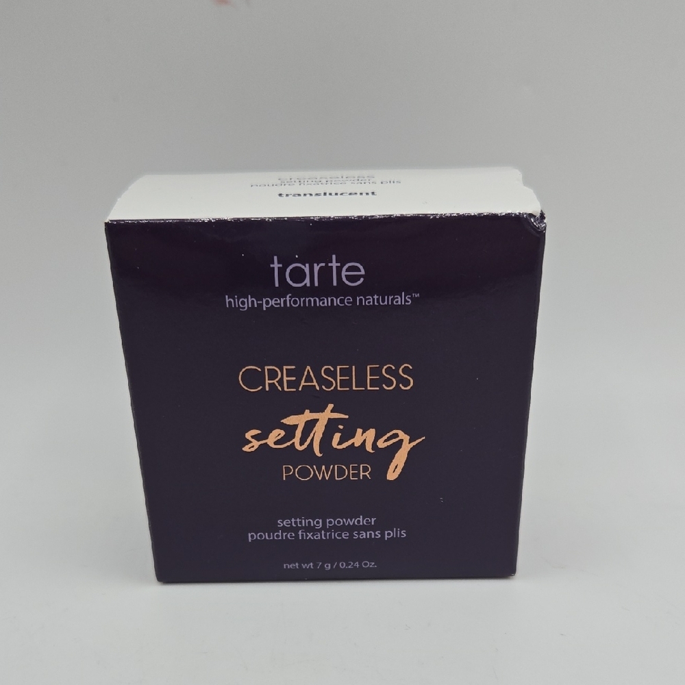 tarte Creaseless Setting Powder In Translucent - Picture 2 of 3